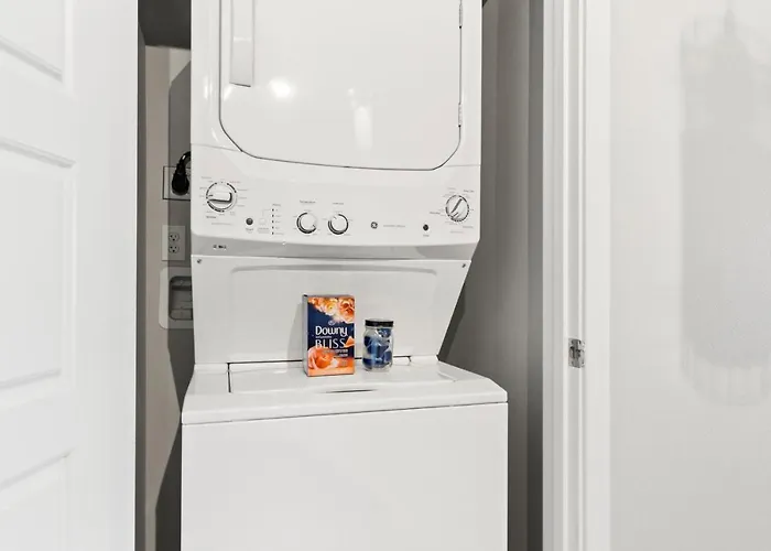 Cozysuites Paradise Under The Palm Trees 14 * Phoenix
