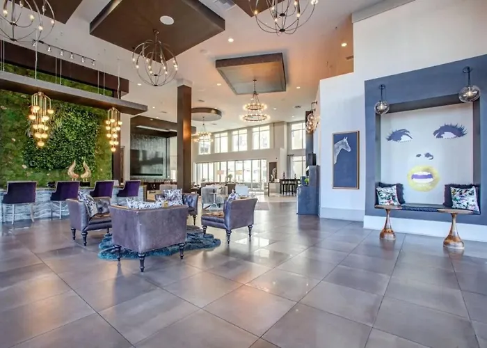 Cozysuites Paradise Under The Palm Trees 14 * Phoenix